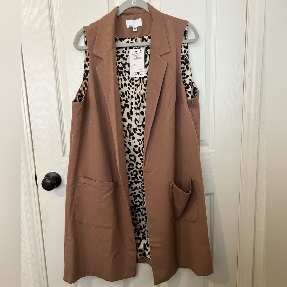 Sleeveless Vest